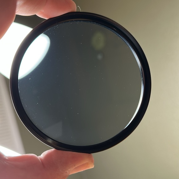 TIFFEN 82mm Outdoor Lens Filter Kit - Picture 9 of 9